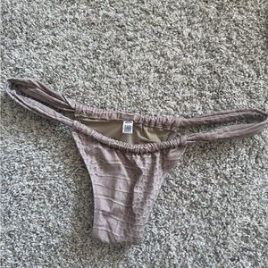 SKIMS Croc-Textured Bikini Bottoms in Mauve Taupe